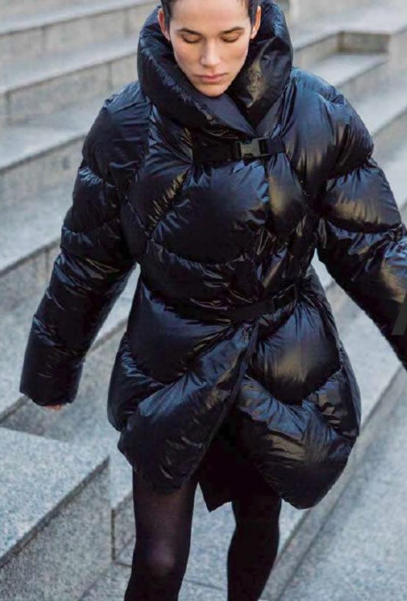 Giaccone nero Ahirain <br />(<strong>Ahirain</strong>)