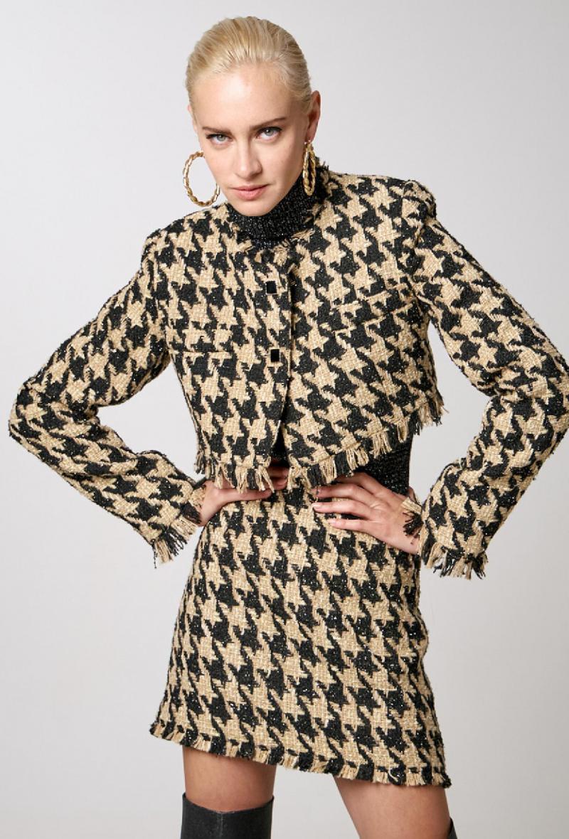 Blazer cropped a pied de poule con bordi sfrangiati Marrone<br />(<strong>Access fashion</strong>)