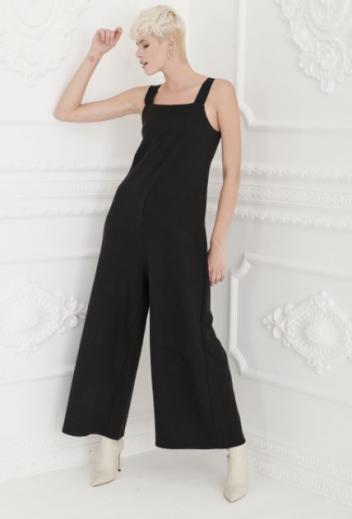 Tuta morbida con bretelle soft touch