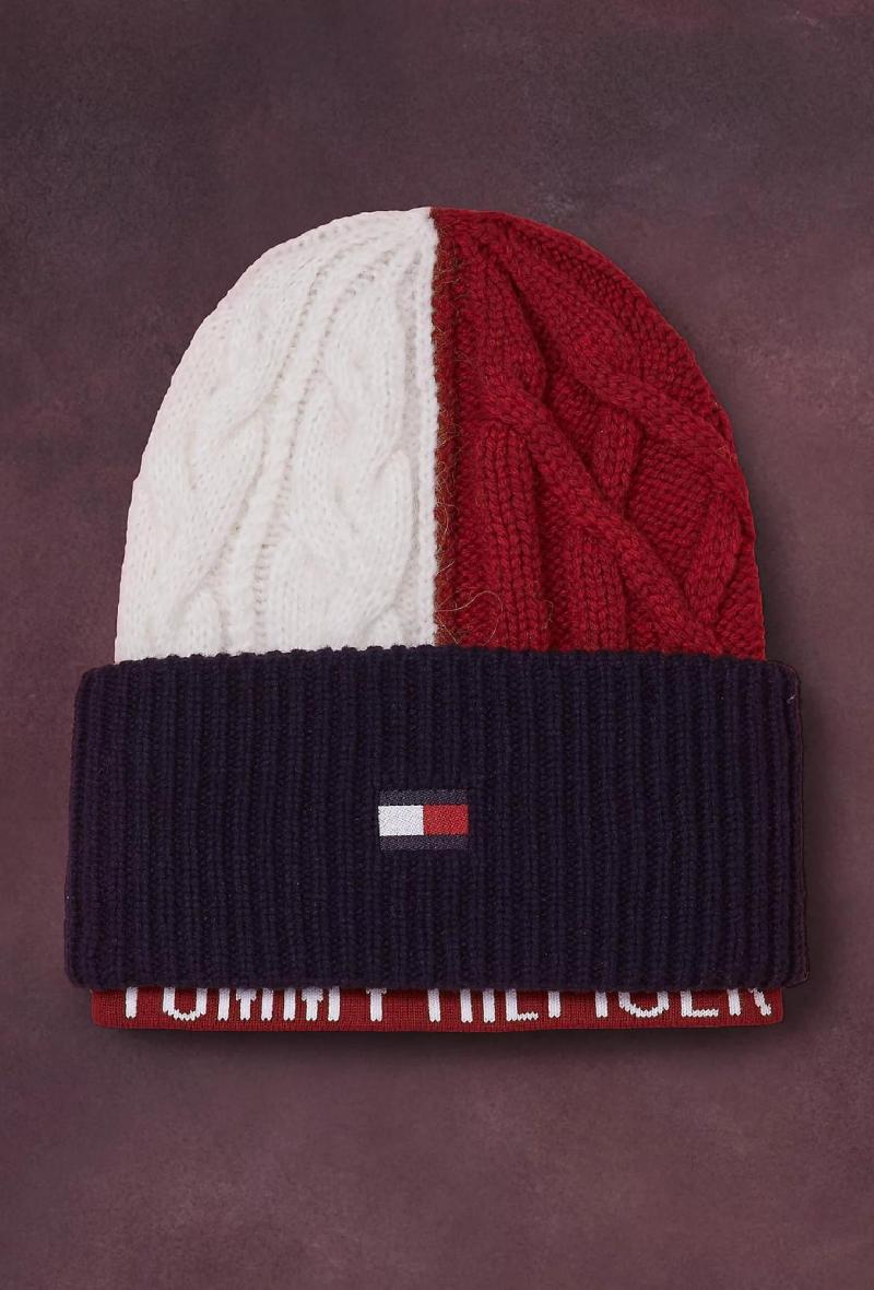 hat <br />(<strong>Tommy hilfiger</strong>)