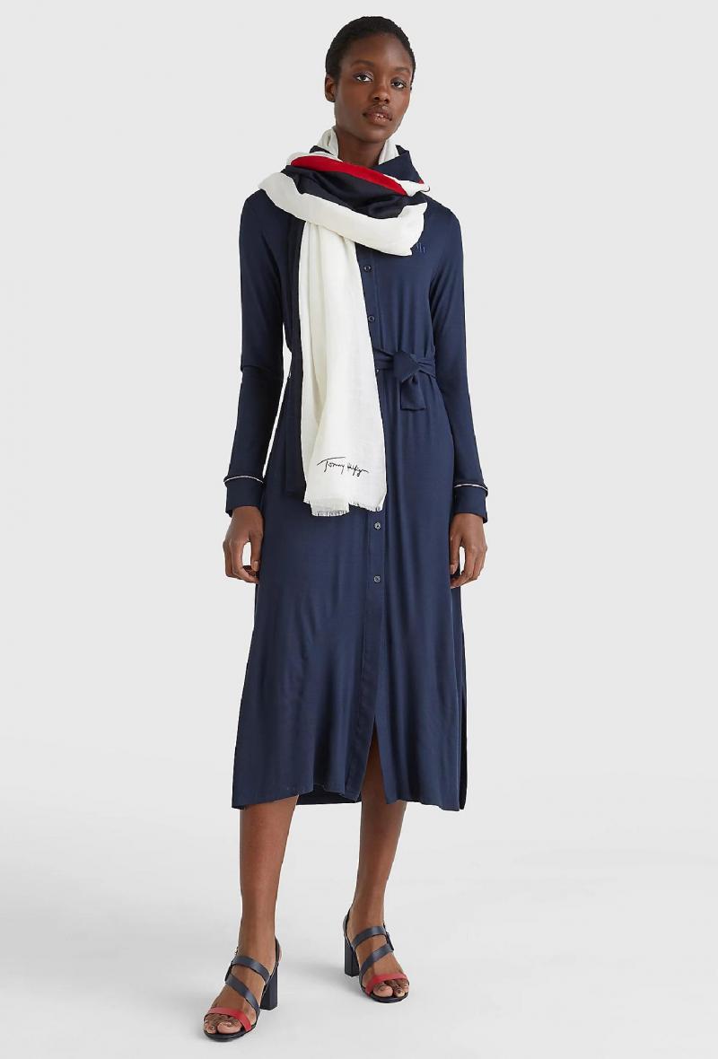 Pashmina iconica con monogramma <br />(<strong>Tommy hilfiger</strong>)